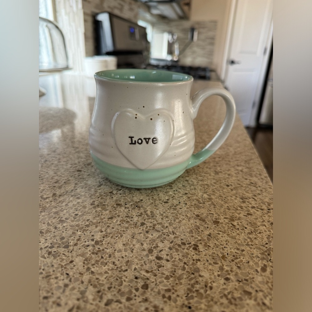 Love Heart Mug - White and Mint Green - Picture 2 of 3